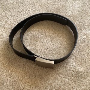Black adjustable belt